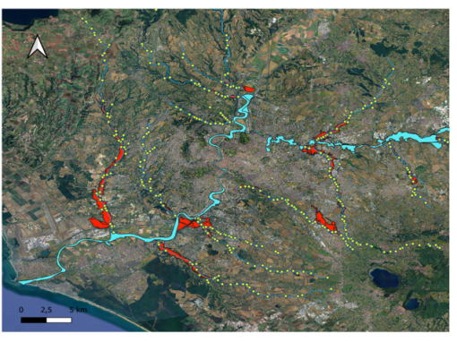 Identifying Flood Hotspots with FLOODNODES: The New GIS Tool for Hydraulic Resilience